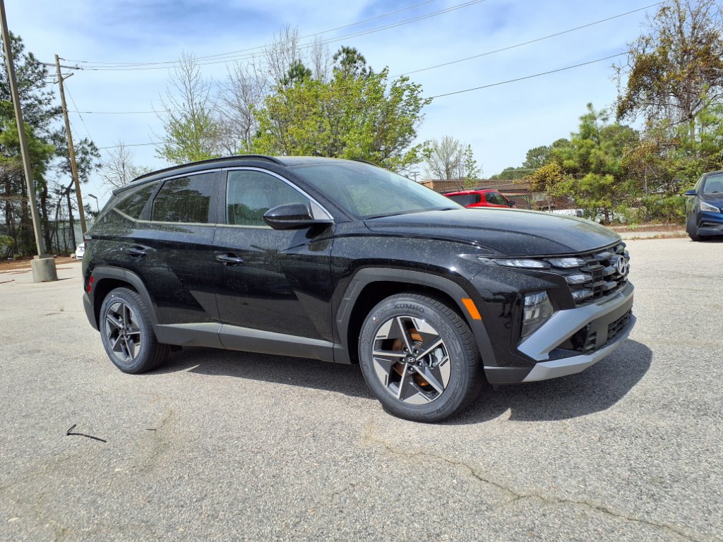 Used 2025 Hyundai Tucson SEL FWD image 1