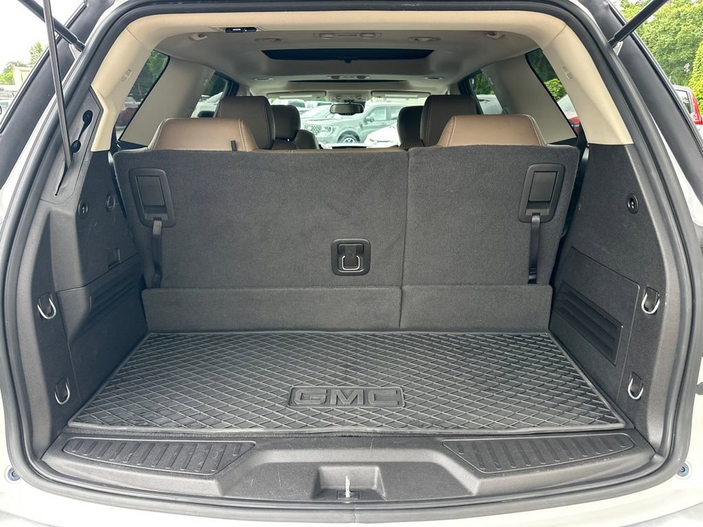 Used 2016 GMC Acadia SLT w/ Premium Edition FWD image 19