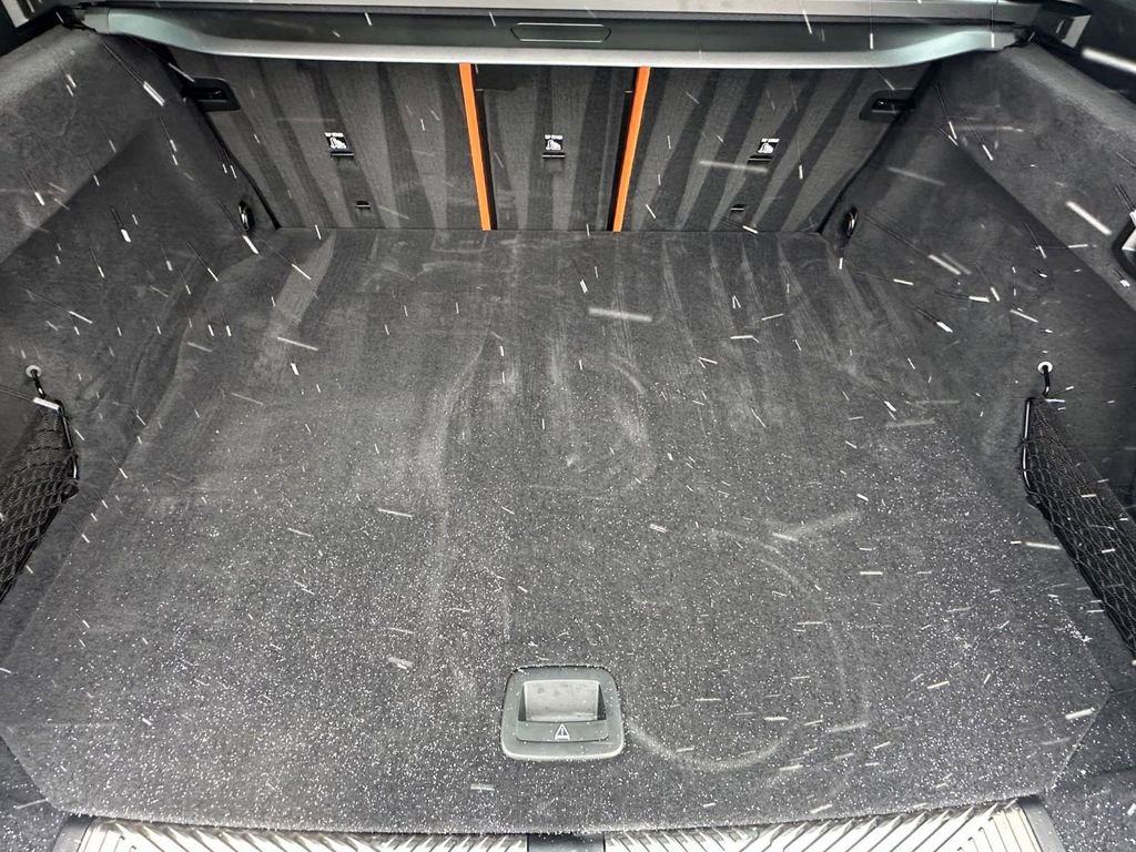 Used 2025 BMW M5 Touring w/ M Driver's Package image 32