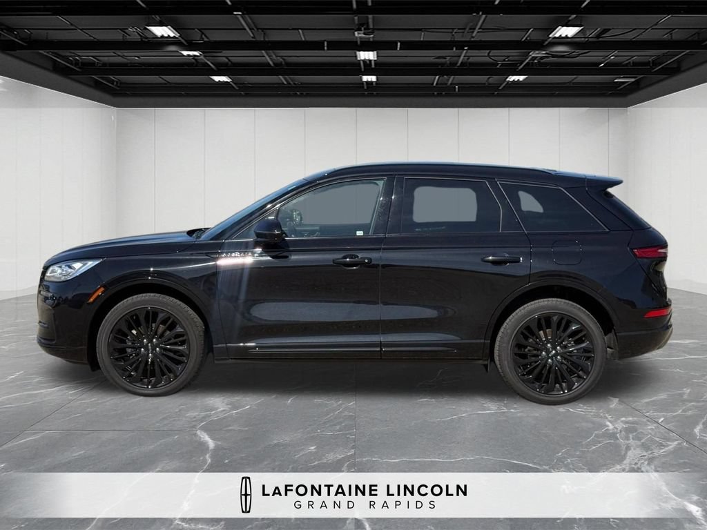 Certified 2025 Lincoln Corsair Reserve w/ Equipment Group 202A AWD/4WD image 2