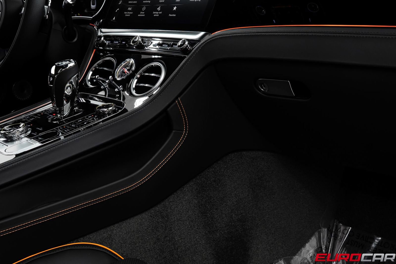 Used 2025 Bentley Continental GT image 30