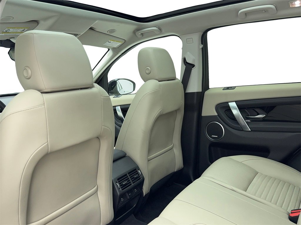 Used 2023 Land Rover Discovery Sport SE image 42