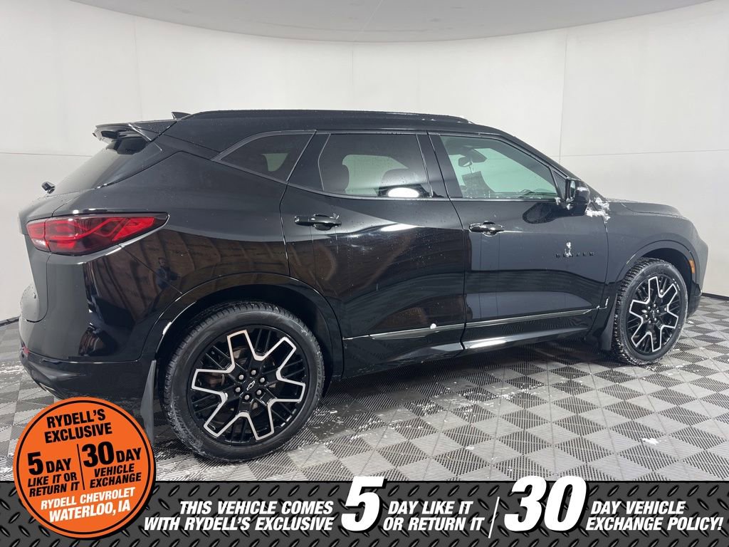 Certified 2023 Chevrolet Blazer RS image 3