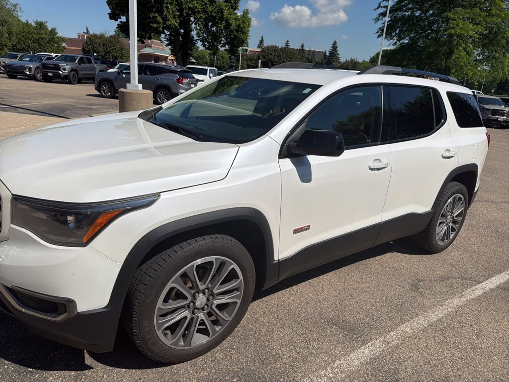 Used 2017 GMC Acadia SLT AWD/4WD image 7