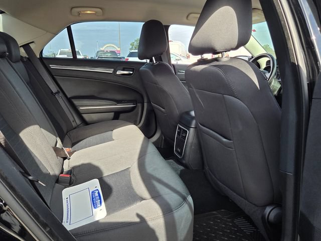 Used 2021 Chrysler 300 Touring w/ Sport Appearance Package RWD image 13
