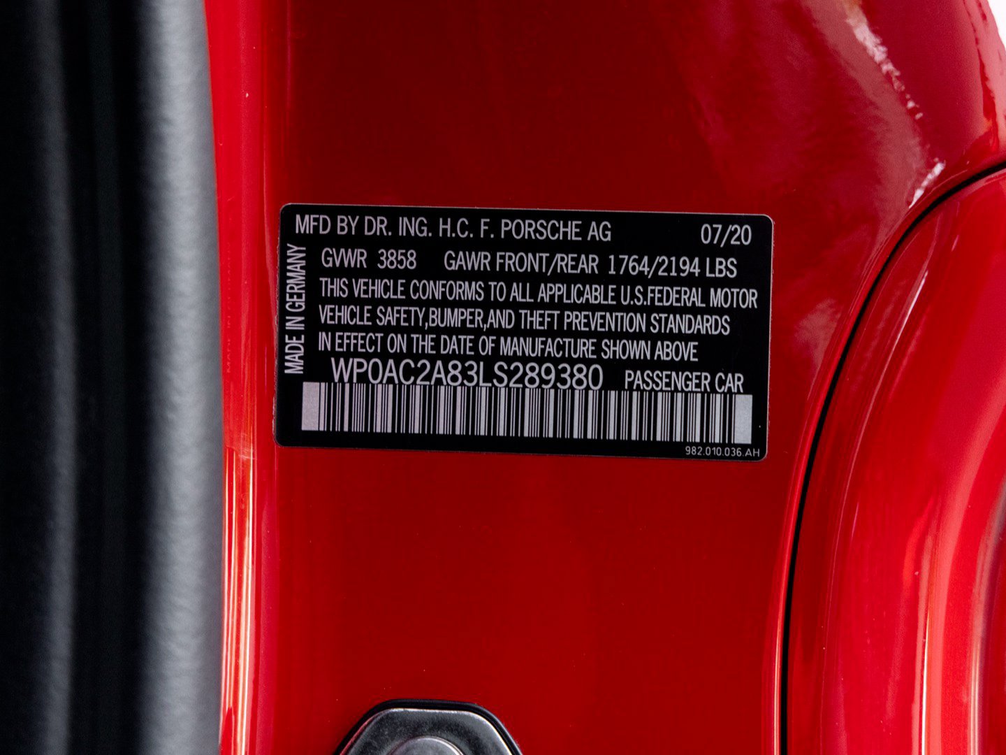 Certified 2020 Porsche 718 Cayman GT4 RWD image 13