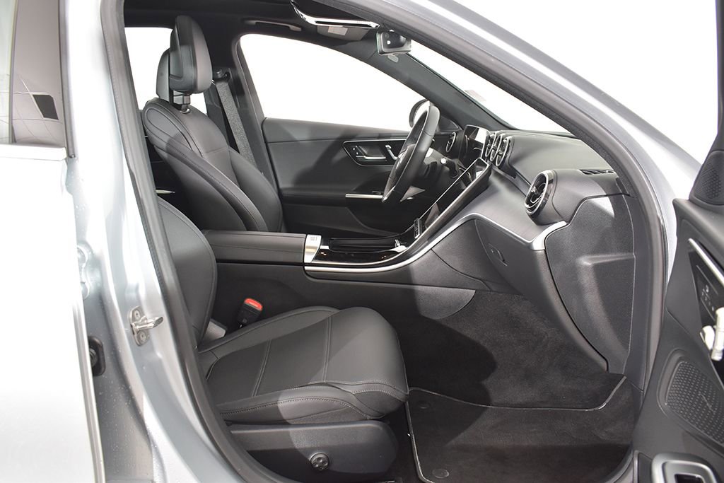 Certified 2026 Mercedes-Benz C 300 4MATIC Sedan image 26