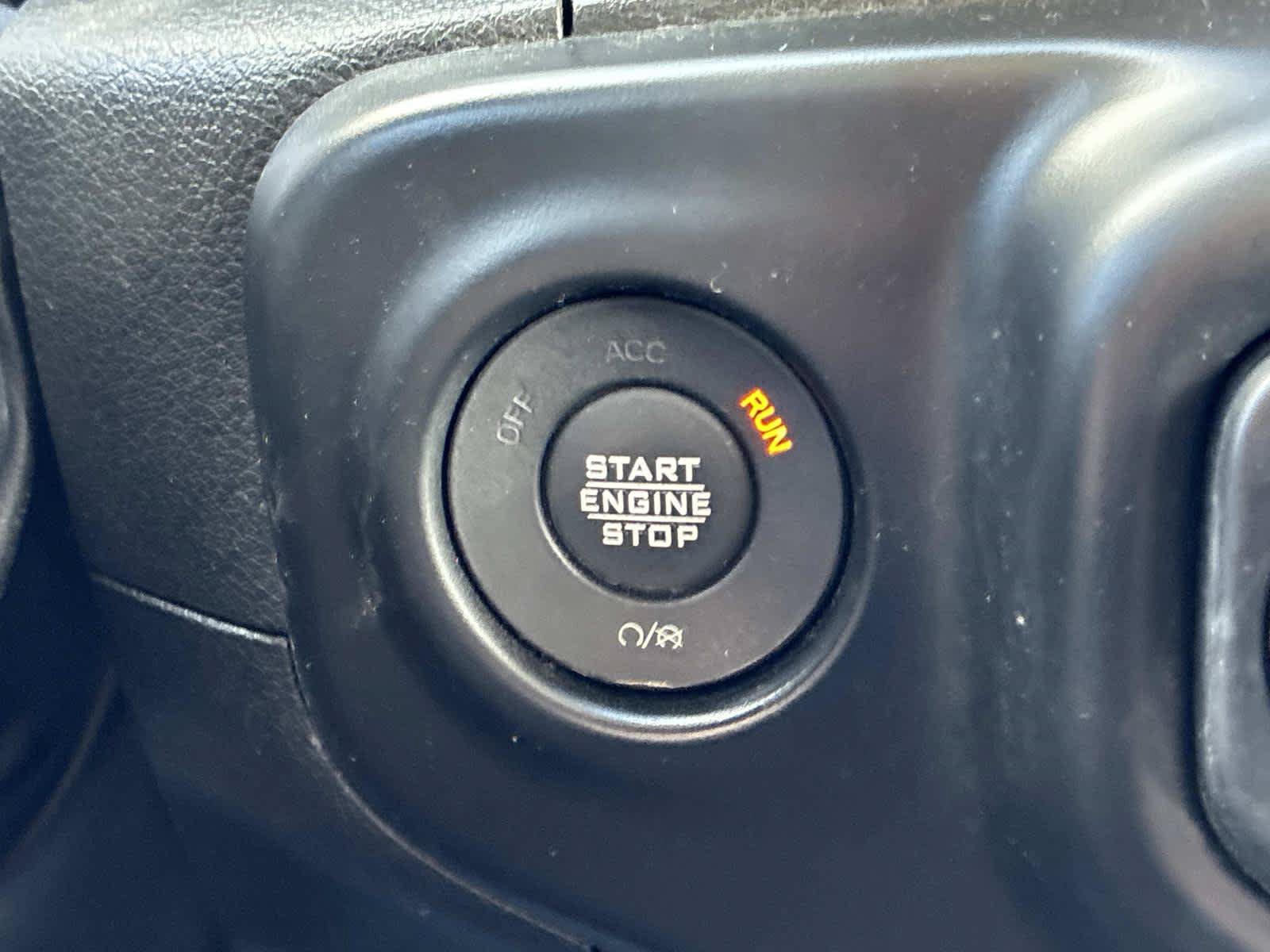 Used 2022 Jeep Wrangler Unlimited Sport AWD/4WD image 25