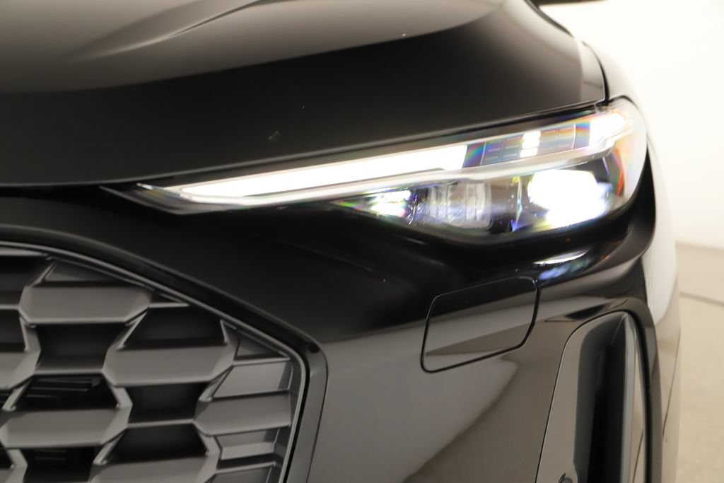 Certified 2025 Audi Q5 Prestige AWD/4WD image 35