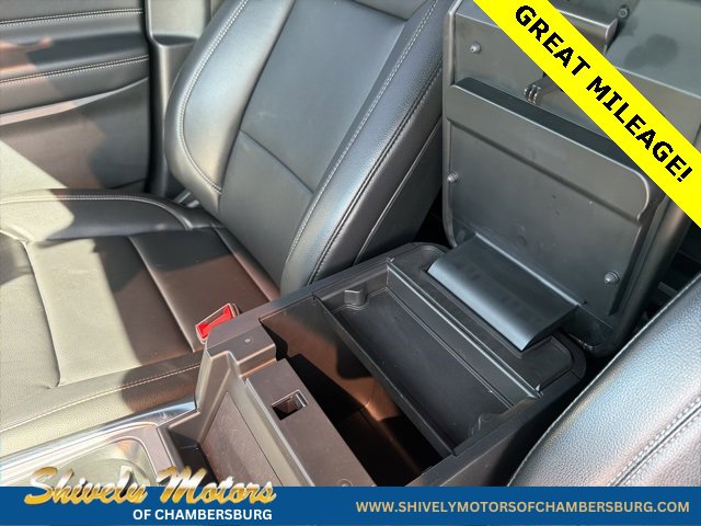 Used 2020 Ford Explorer XLT w/ Equipment Group 202A image 30