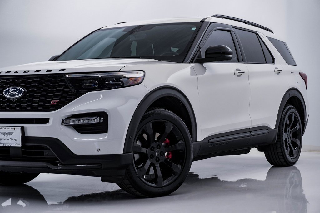 Used 2020 Ford Explorer ST w/ ST Street Pack image 2