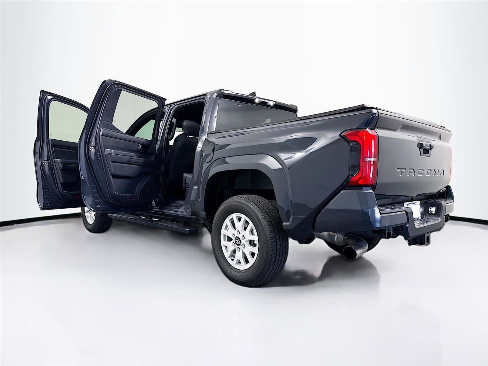 Used 2025 Toyota Tacoma SR5 RWD image 25