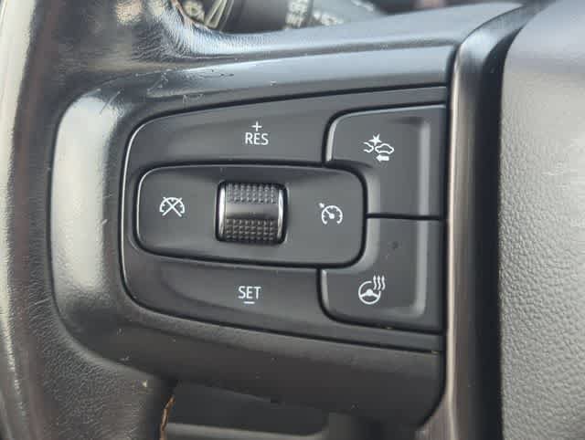 Used 2021 GMC Yukon XL AT4 w/ AT4 Premium Package AWD/4WD image 27