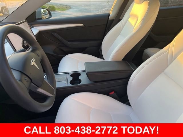 Used 2023 Tesla Model 3 Standard Range image 9