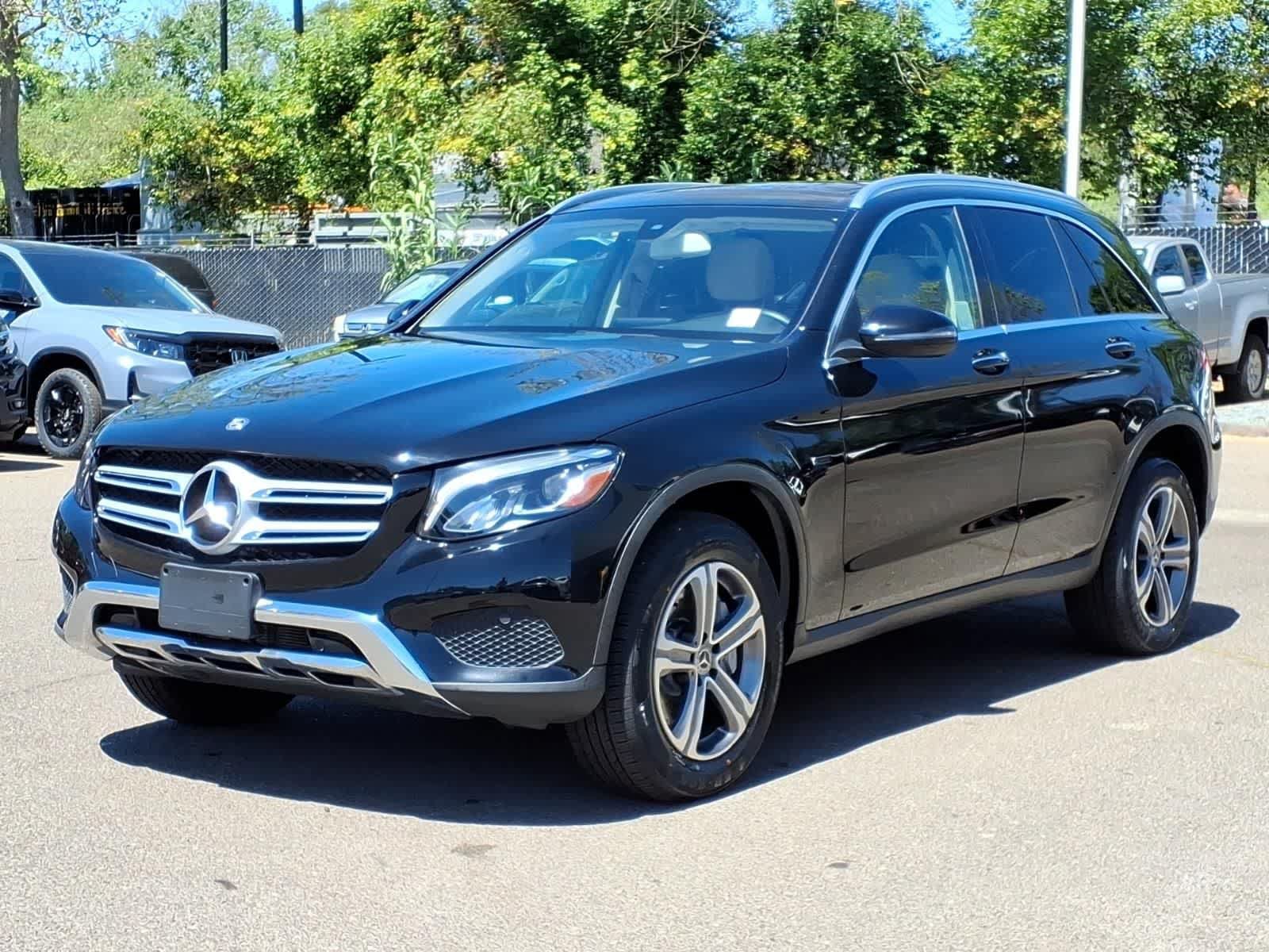 Used 2019 Mercedes-Benz GLC 350e 4MATIC image 1