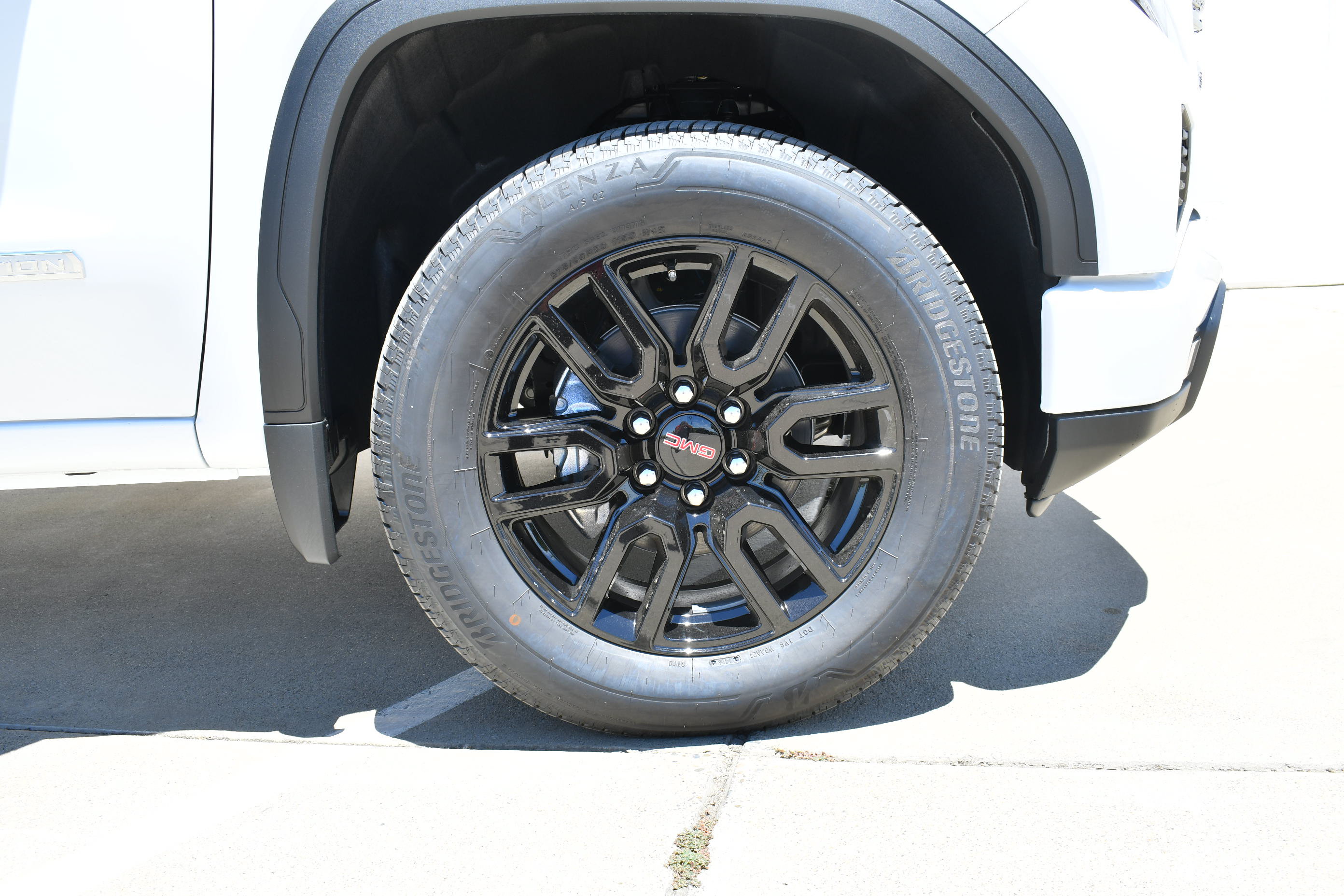 New 2026 GMC Sierra 1500 Elevation AWD/4WD image 4