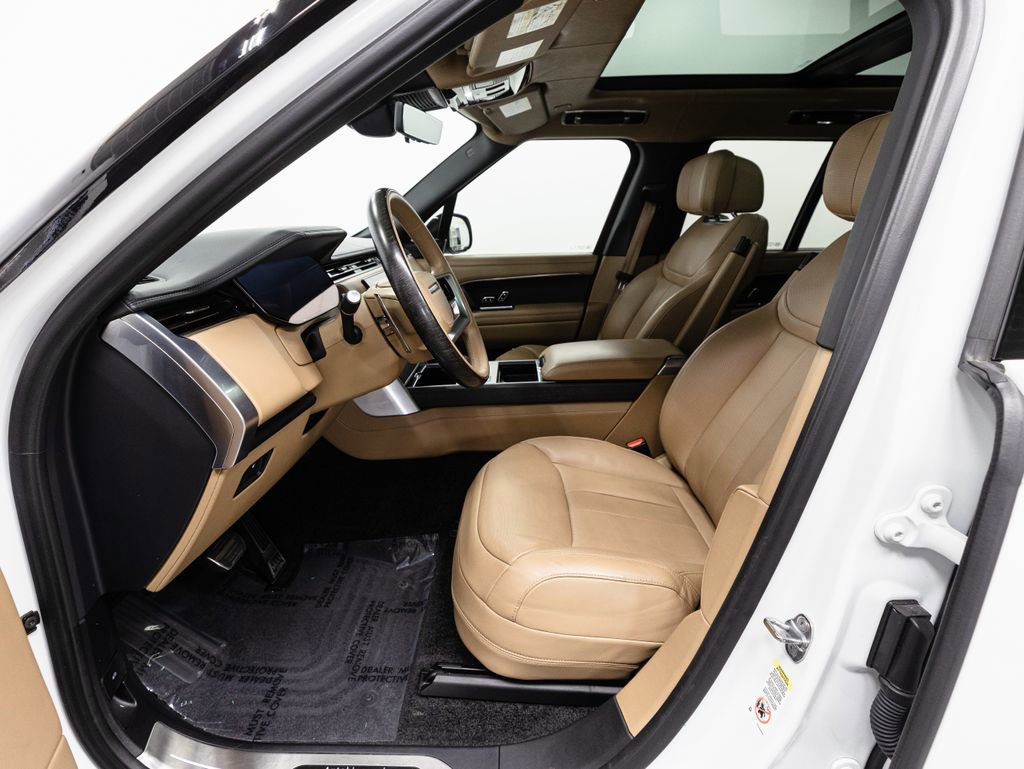 Used 2024 Land Rover Range Rover Autobiography AWD/4WD image 7