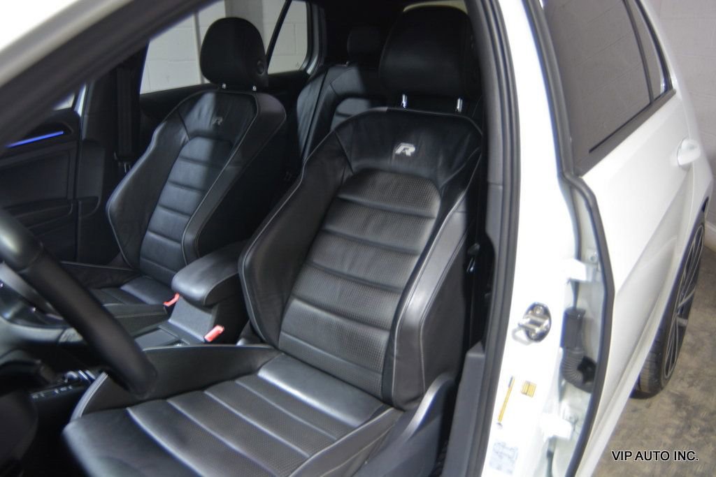Used 2018 Volkswagen Golf 4-Door image 9