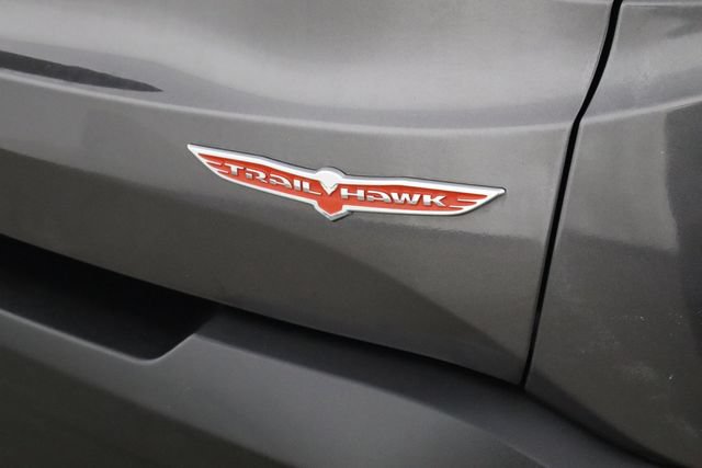 Used 2018 Jeep Renegade Trailhawk w/ Safety & Security Group AWD/4WD image 41