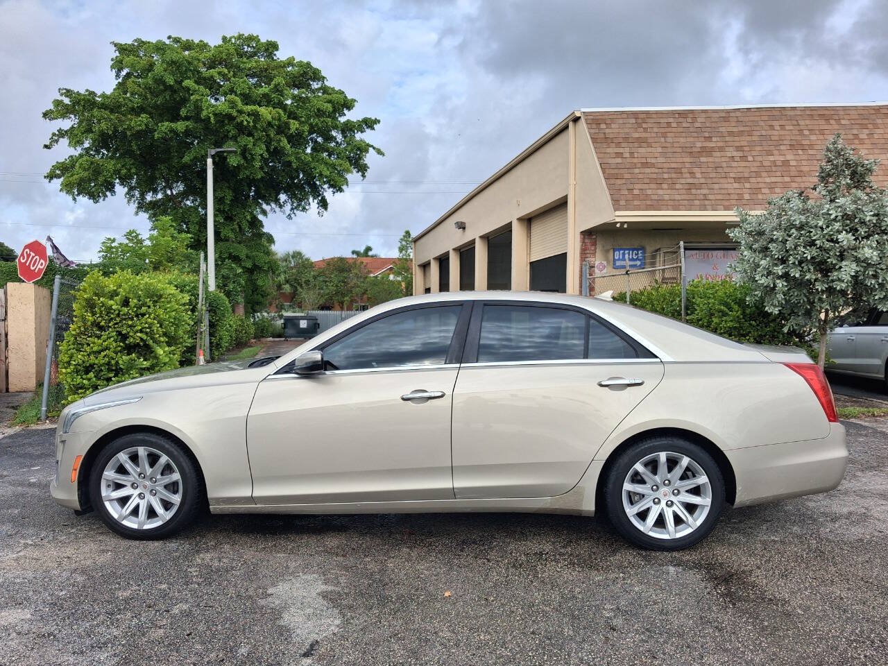 Used 2014 Cadillac CTS Sedan w/ Seating Package RWD image 1