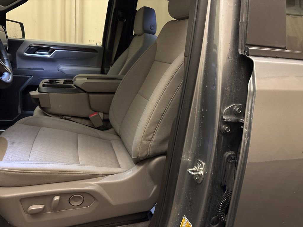 Used 2025 Chevrolet Silverado 1500 LT w/ Protection Package image 12