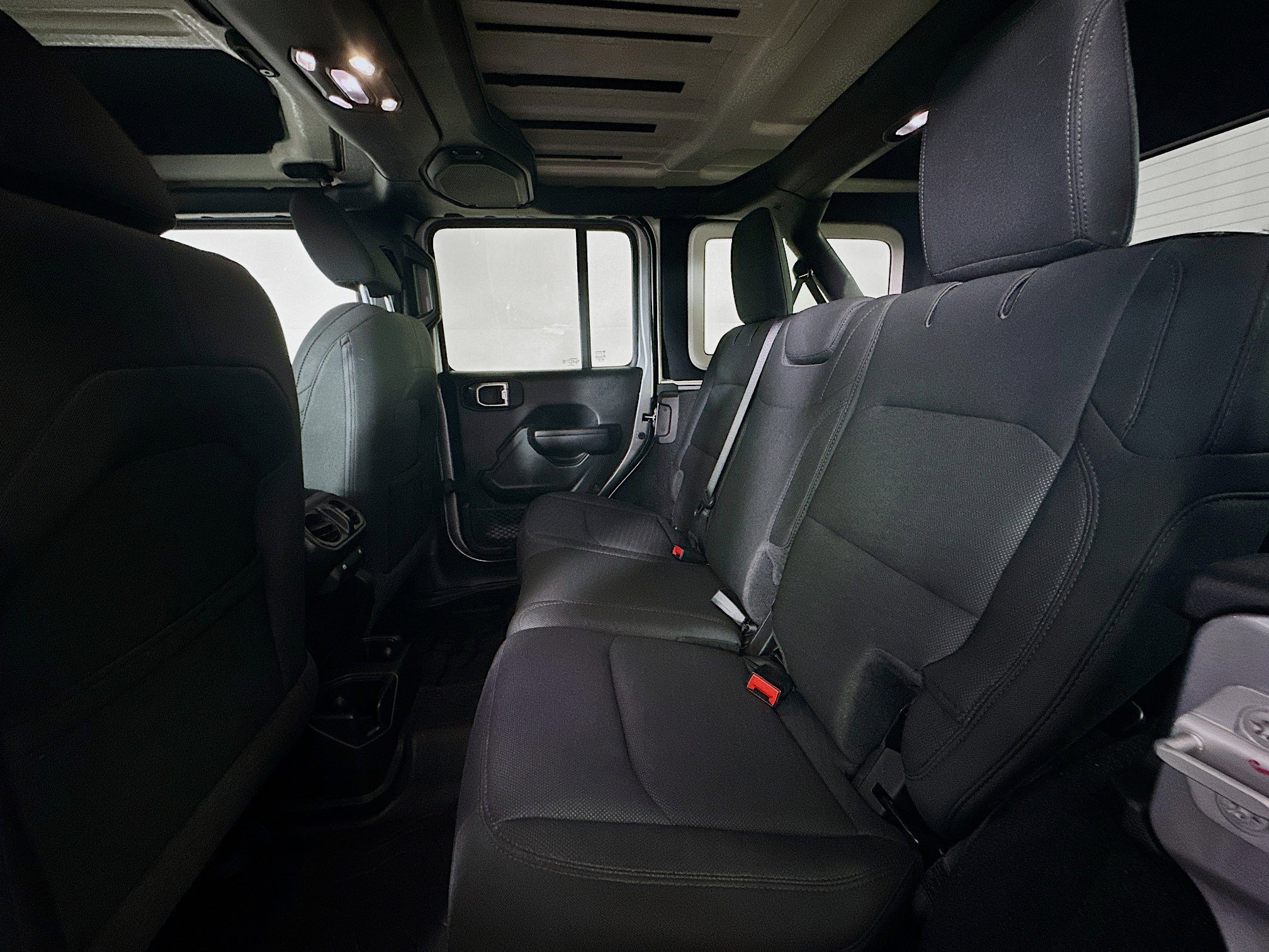 Used 2020 Jeep Wrangler Unlimited Sport S image 26