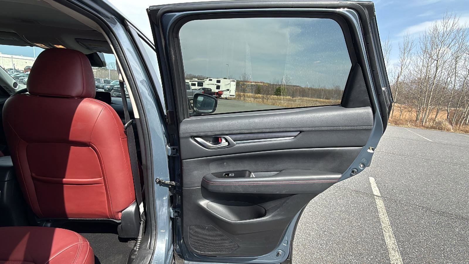 Used 2023 MAZDA CX-5 Carbon Edition image 18