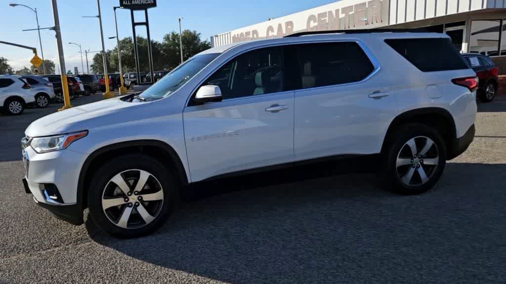 Used 2019 Chevrolet Traverse LT w/ LT Premium Package FWD image 4