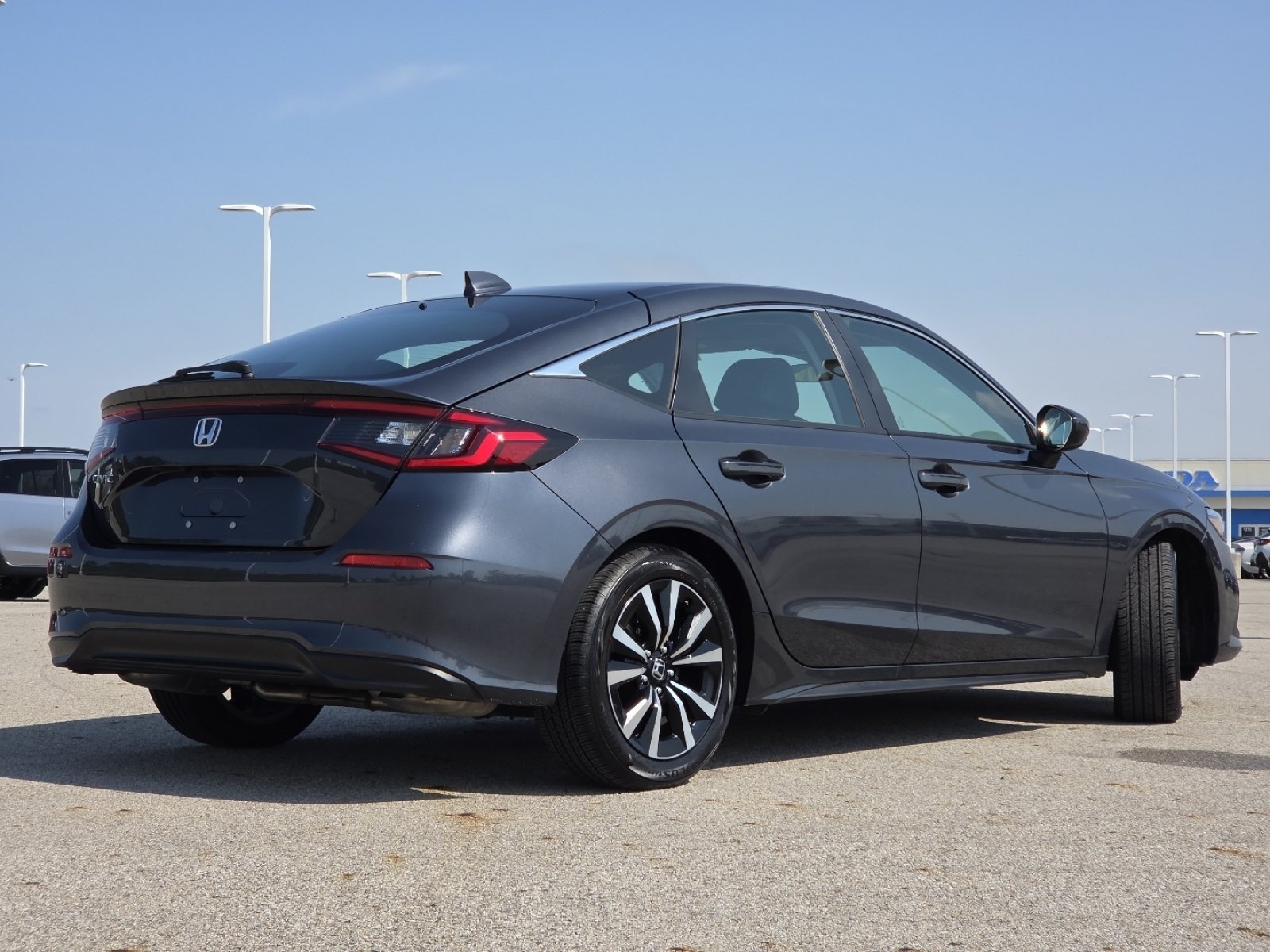 Used 2024 Honda Civic EX-L image 17