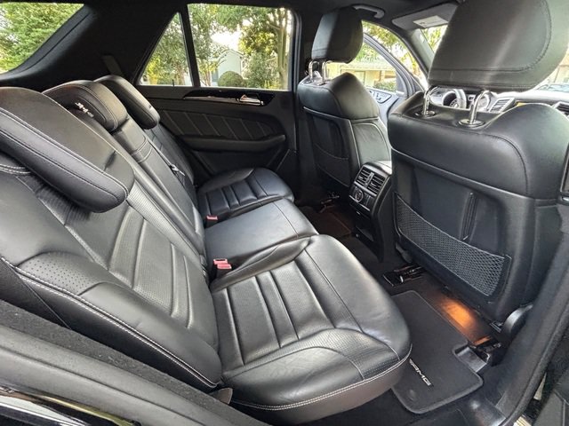 Used 2012 Mercedes-Benz ML 63 AMG 4MATIC w/ AMG Performance Pkg image 36