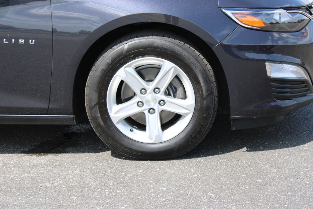 Used 2023 Chevrolet Malibu LS FWD image 12