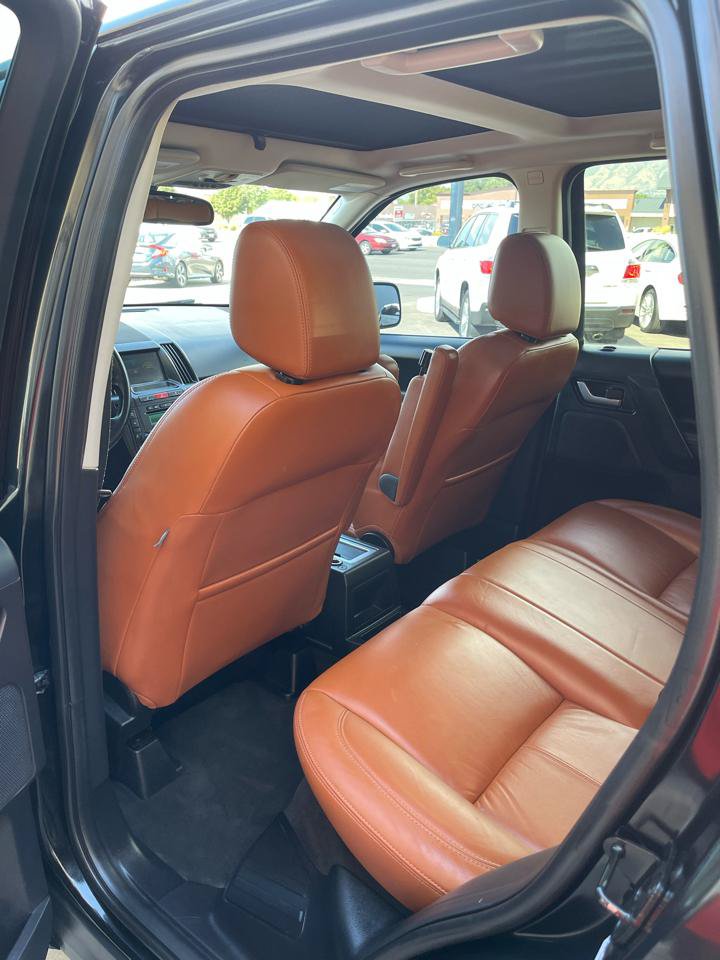 Used 2011 Land Rover LR2 HSE LUX AWD/4WD image 11