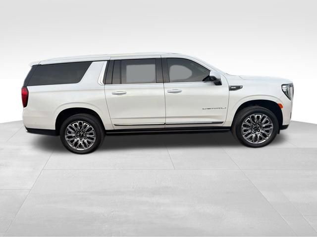 Used 2024 GMC Yukon XL Denali Ultimate image 16
