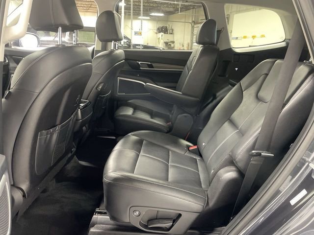 Used 2022 Kia Telluride EX w/ EX Premium Package image 23