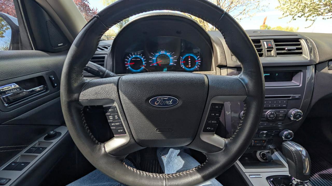 Used 2010 Ford Fusion Sport image 19