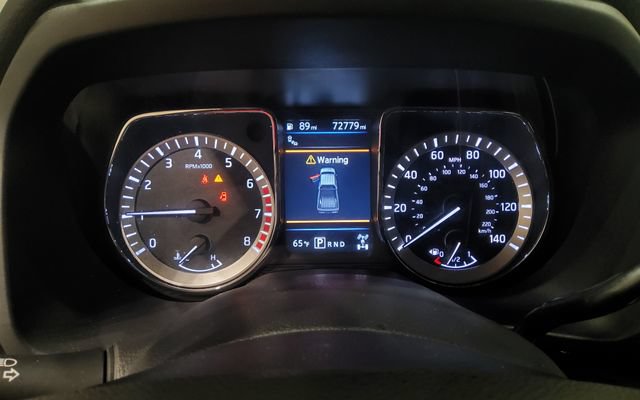 Used 2019 Nissan Titan PRO-4X w/ Pro-4x Convenience Package AWD/4WD image 24