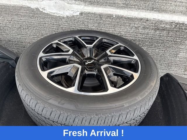 Used 2022 Chevrolet Tahoe RST w/ Luxury Package RWD image 22