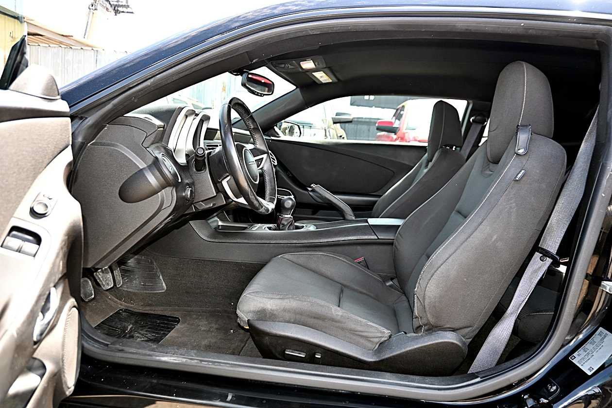 Used 2010 Chevrolet Camaro LT w/ RS Package RWD image 13