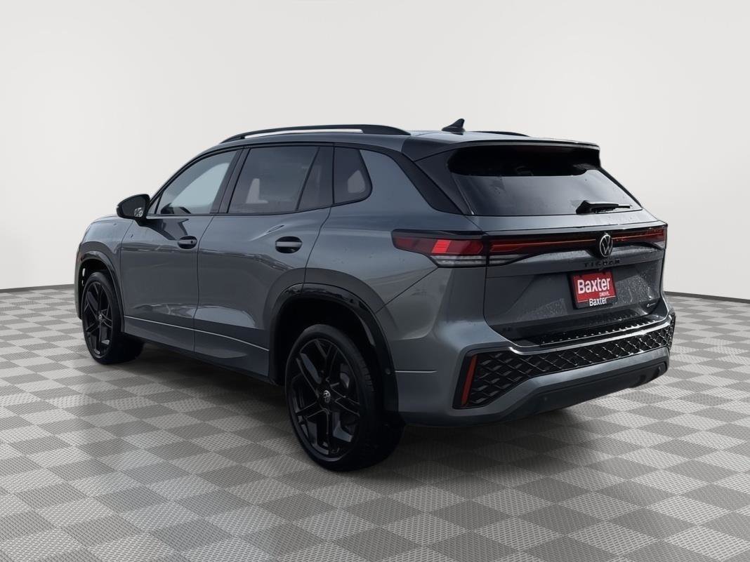 New 2026 Volkswagen Tiguan SE R-Line image 5