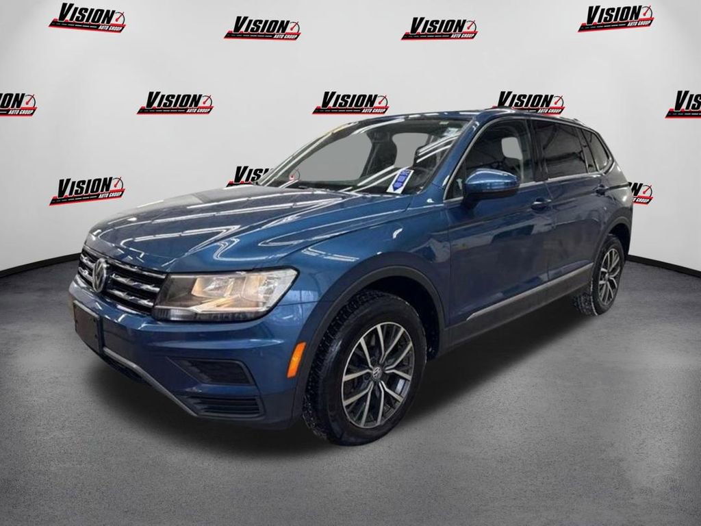 Used 2020 Volkswagen Tiguan SE w/ Panoramic Sunroof Package