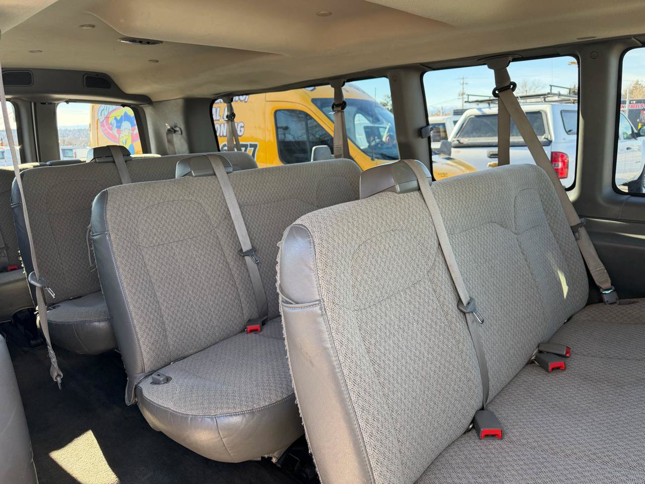 Used 2017 Chevrolet Express 3500 LT w/ LT Preferred Equipment Group RWD image 26