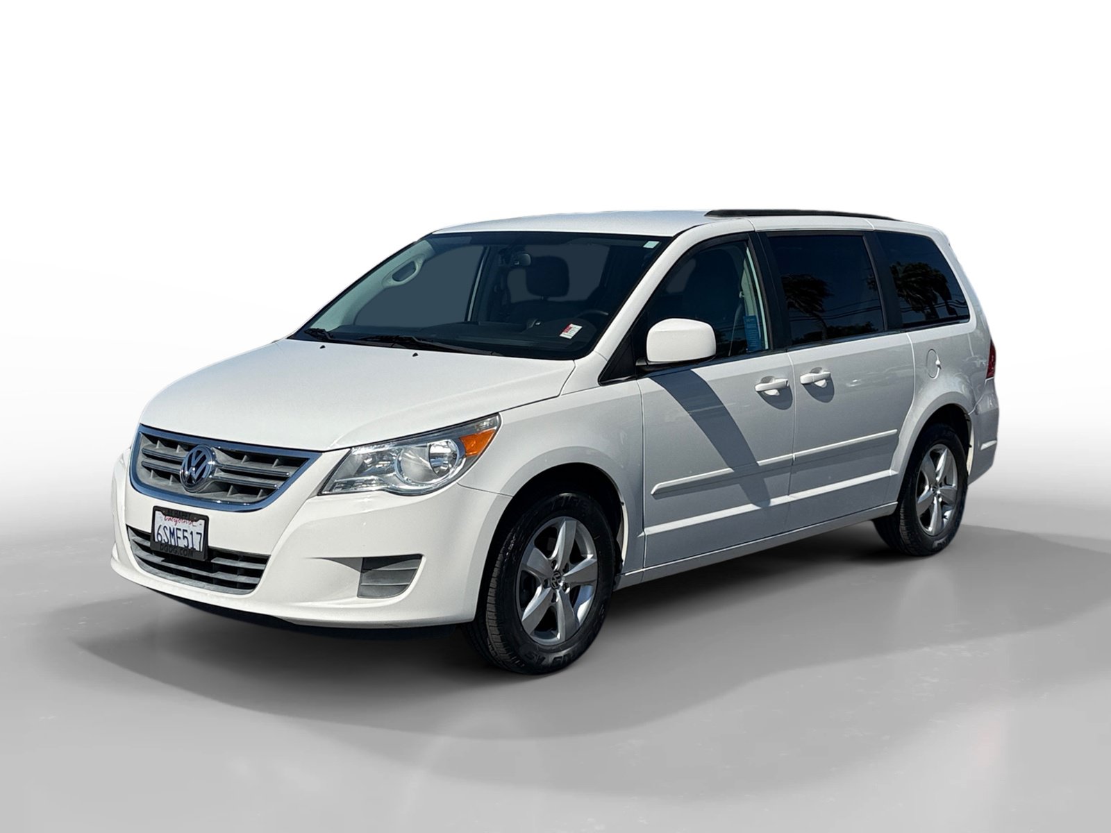 Used 2011 Volkswagen Routan SE