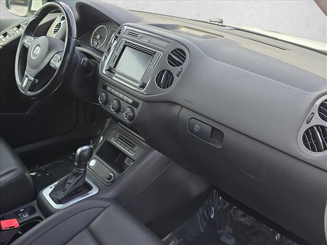 Used 2017 Volkswagen Tiguan S AWD/4WD image 23