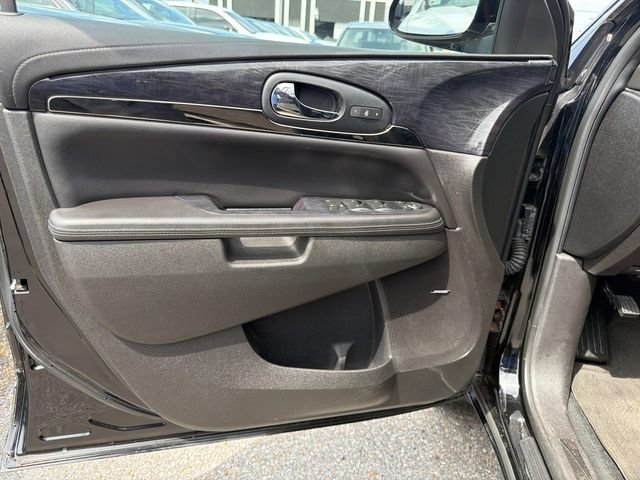 Used 2017 Buick Enclave Leather w/ Enclave Sport Touring Edition FWD image 24