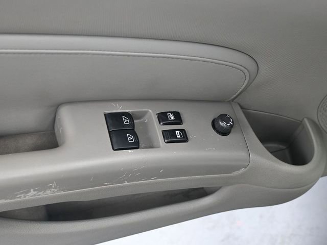 Used 2006 Nissan 350Z Touring image 10