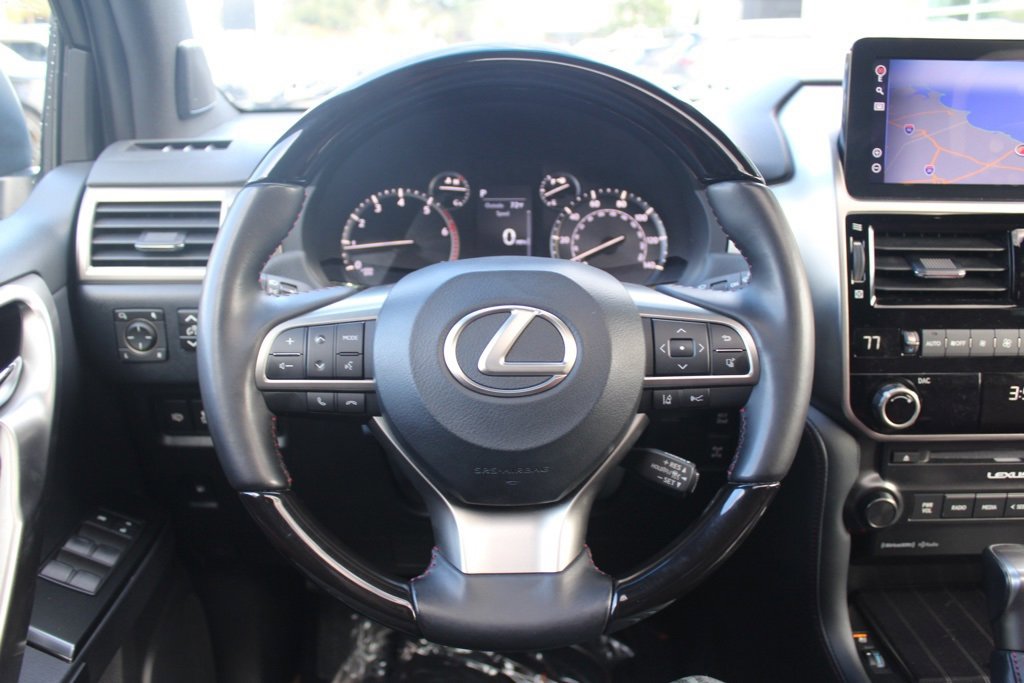 Used 2023 Lexus GX 460 Premium w/ Premium Package image 14