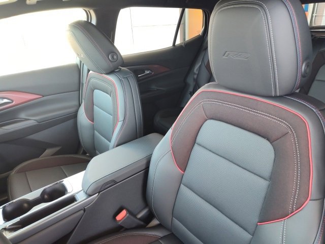 New 2025 Chevrolet Equinox EV RS image 19