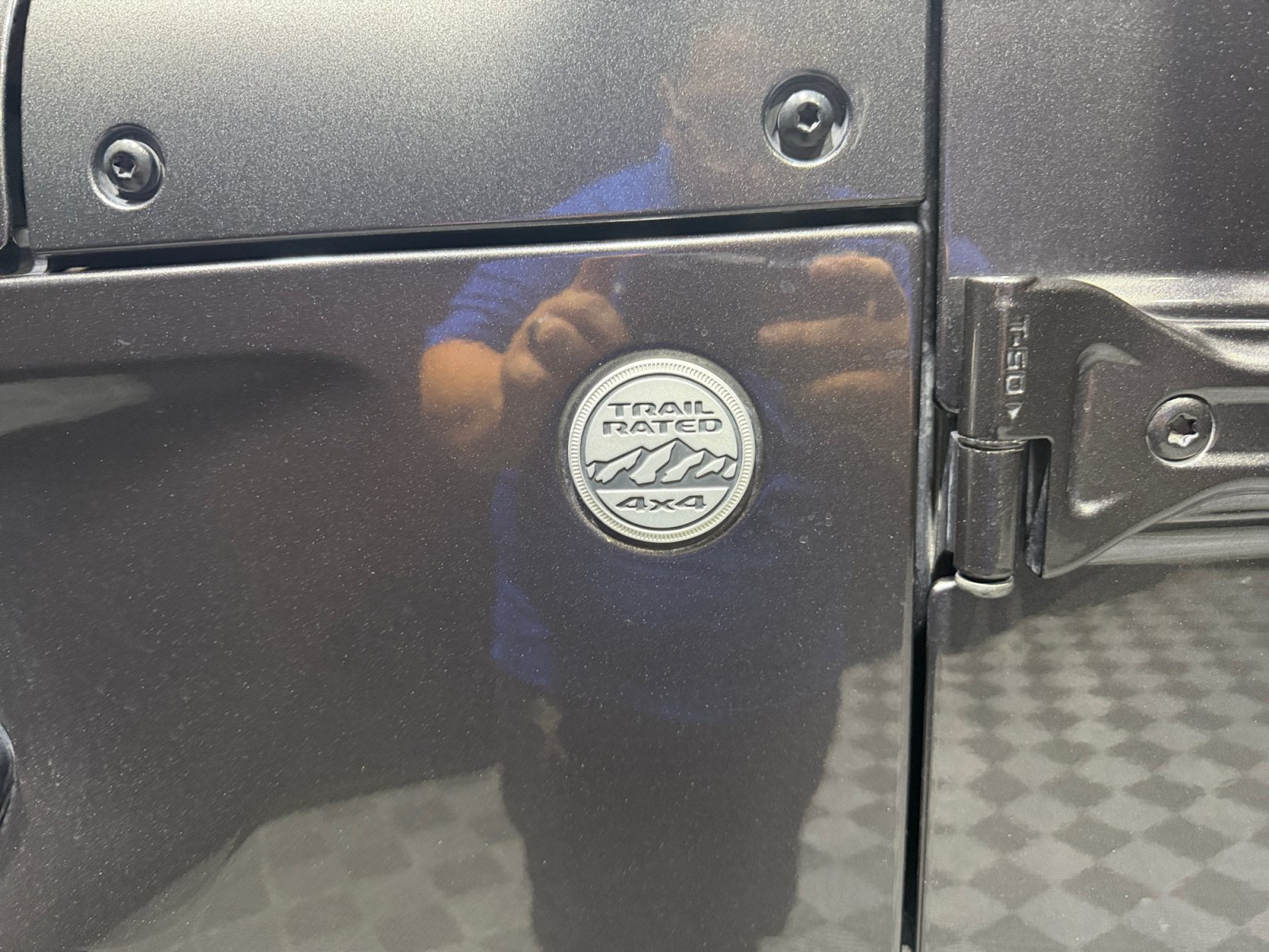 Used 2020 Jeep Gladiator Overland AWD/4WD image 12