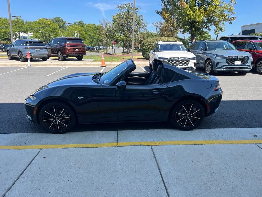 Used 2025 MAZDA MX-5 Miata RF Grand Touring RWD image 6