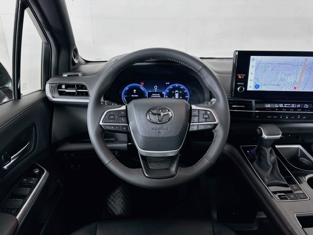 Certified 2026 Toyota Sienna XSE FWD image 23